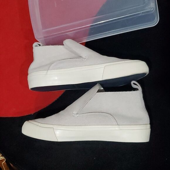 SeaVees Huntington Middie Suede Slip on Sneaker in Sand or Light Grey Size 5.5 - Picture 8 of 14